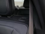 2025 Navigator Thumbnail 31