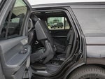 2025 Navigator Thumbnail 32