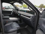 2025 Navigator Thumbnail 36