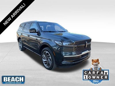 Photo of a 2025 Lincoln Navigator 4X4 Reserve 4DR SUV for sale