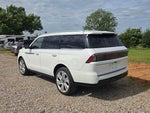 2025 Navigator Thumbnail 3
