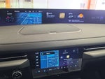2025 Navigator Thumbnail 8