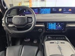 2025 Navigator Thumbnail 24