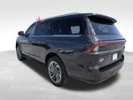 2025 Navigator Thumbnail 20