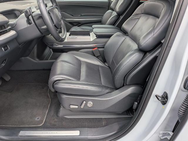 2025 Lincoln Navigator - $77,638