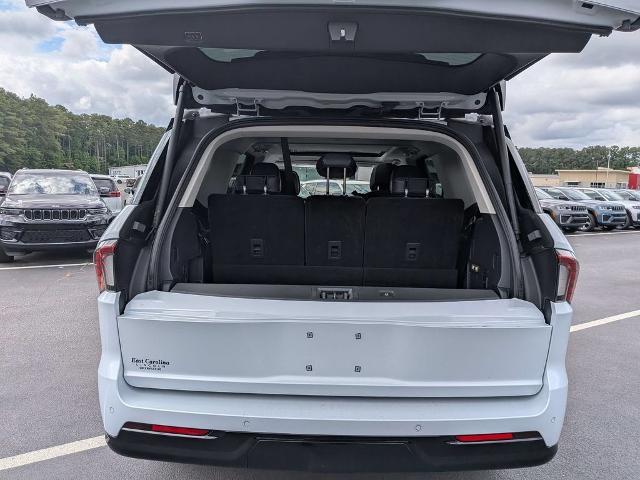 2025 Lincoln Navigator - $77,638