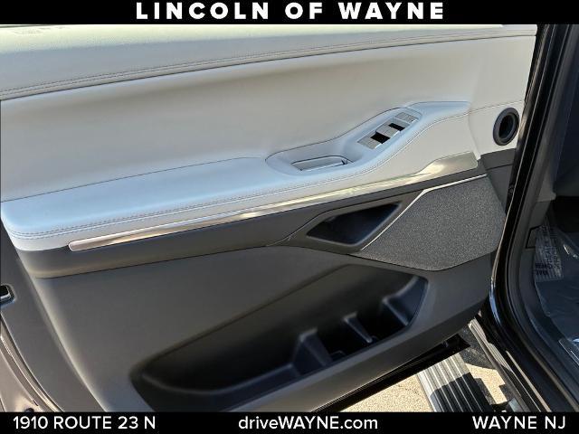 2026 Lincoln Navigator - $89,527