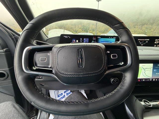 2026 Lincoln Navigator - $89,995