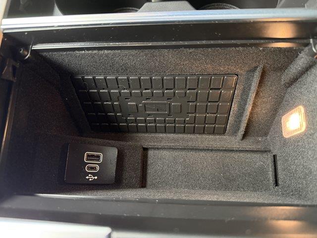 2026 Lincoln Navigator - $89,995