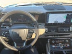 2023 Navigator Thumbnail 14
