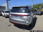 2023 Navigator Thumbnail 4