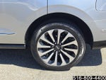 2023 Navigator Thumbnail 8