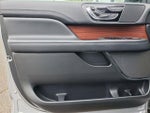 2023 Navigator Thumbnail 8