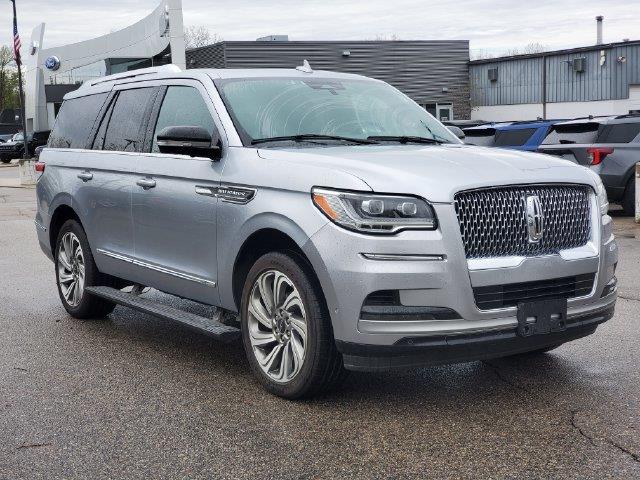 2023 Lincoln Navigator - $43,237