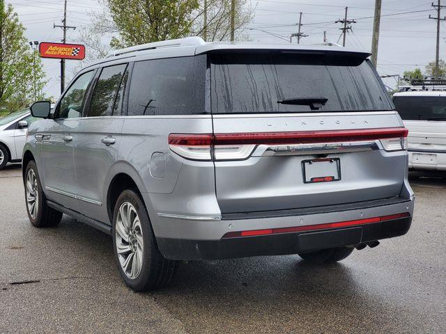 2023 Lincoln Navigator - $43,237
