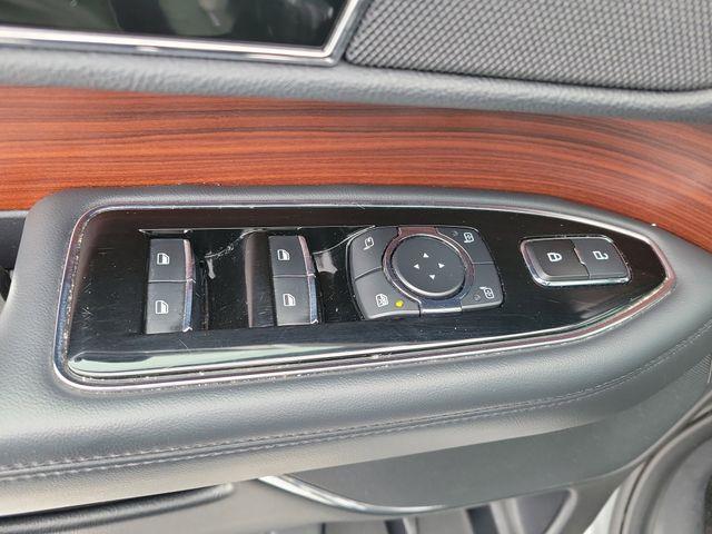 2023 Lincoln Navigator - $43,237