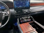 2023 Navigator Thumbnail 6
