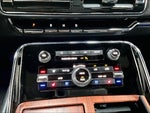 2023 Navigator Thumbnail 32