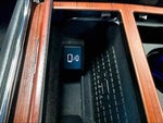 2023 Navigator Thumbnail 33
