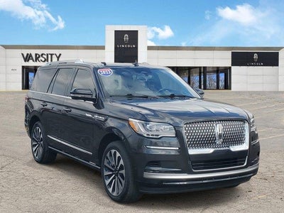 Photo of a 2023 Lincoln Navigator 4X4 Reserve 4DR SUV for sale