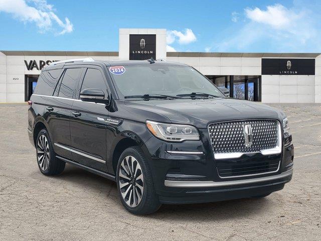 2024 Lincoln Navigator - $71,995