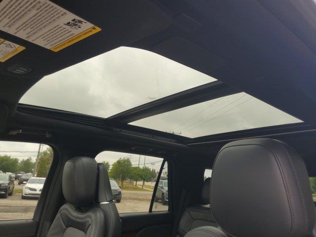 2024 Lincoln Navigator - $71,995