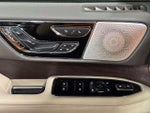 2024 Navigator Thumbnail 9