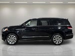 2024 Navigator Thumbnail 18