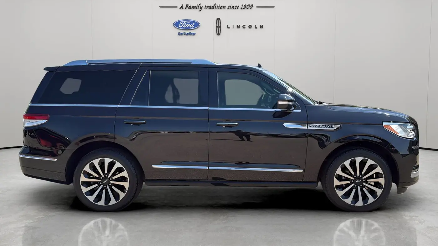 2024 Lincoln Navigator Reserve
