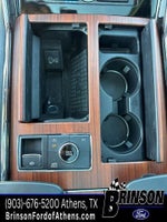 2024 Navigator Thumbnail 40