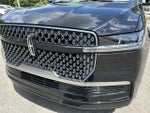 2025 Navigator Thumbnail 10