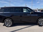 2025 Navigator Thumbnail 9