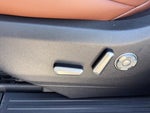 2025 Navigator Thumbnail 33