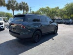 2025 Navigator Thumbnail 8