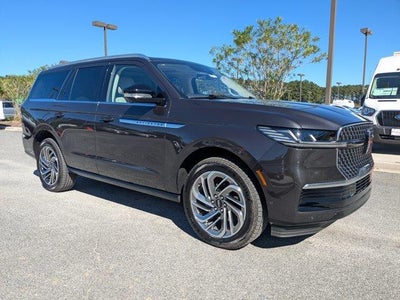 Photo of a 2025 Lincoln Navigator 4X4 Reserve 4DR SUV for sale