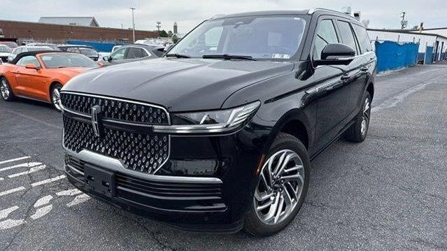 Preowned 2025 Lincoln Navigator Reserve for Sale