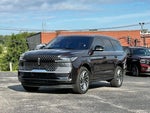 2025 Navigator Thumbnail 10