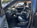 2025 Navigator Thumbnail 13