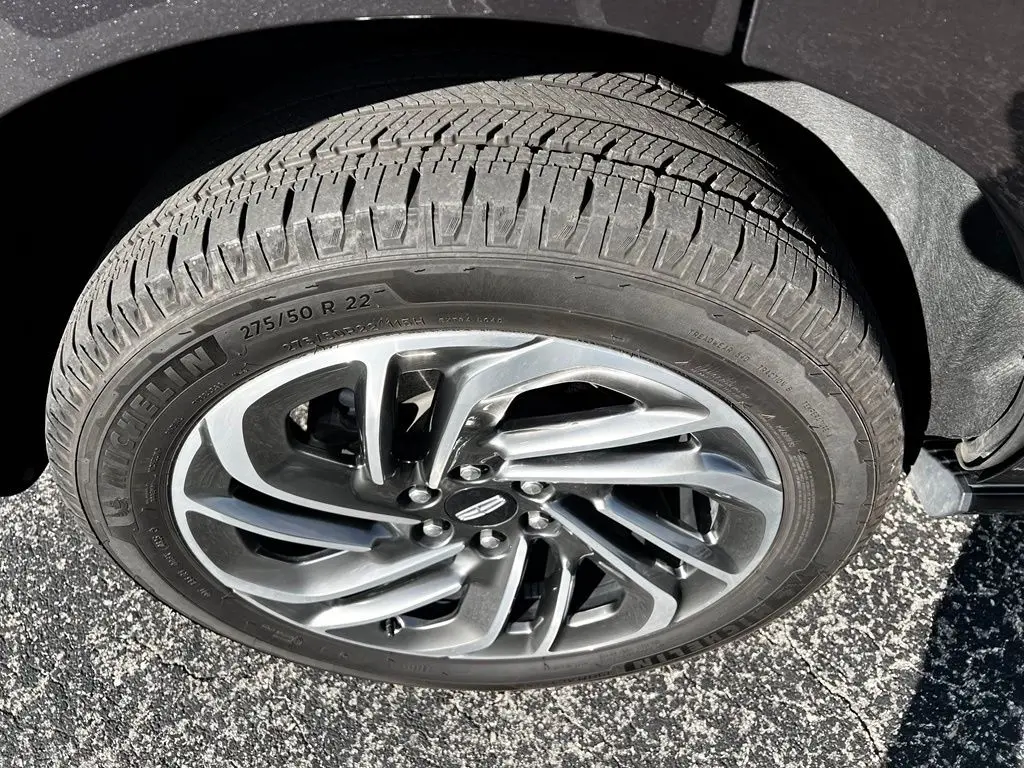 2025 Lincoln Navigator - $73,895