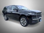 2025 Navigator Thumbnail 3