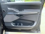 2025 Navigator Thumbnail 19