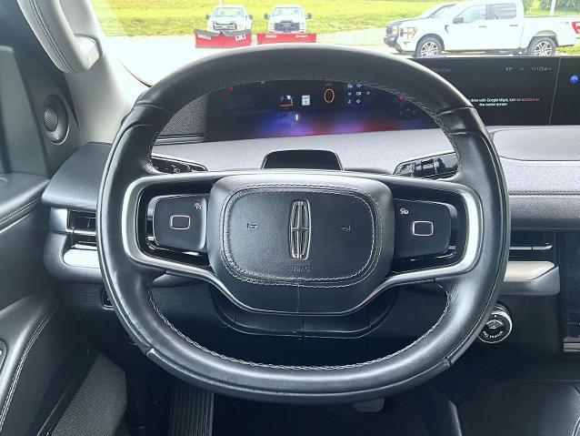 2025 Lincoln Navigator - $77,945
