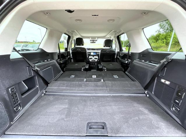 2025 Lincoln Navigator - $77,945
