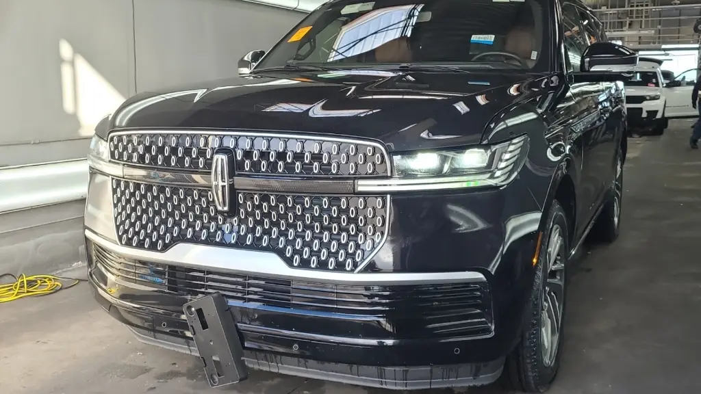 Preowned 2025 Lincoln Navigator Reserve for Sale