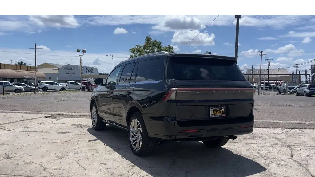 2025 Lincoln Navigator Reserve