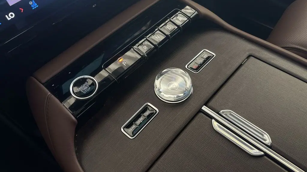 2025 Lincoln Navigator Reserve