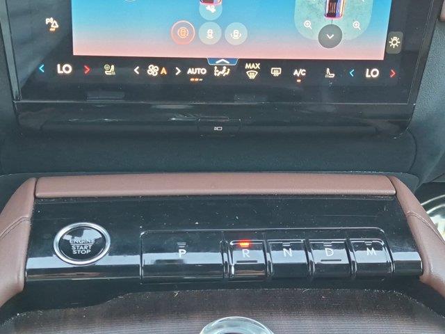 2025 Lincoln Navigator - $64,996