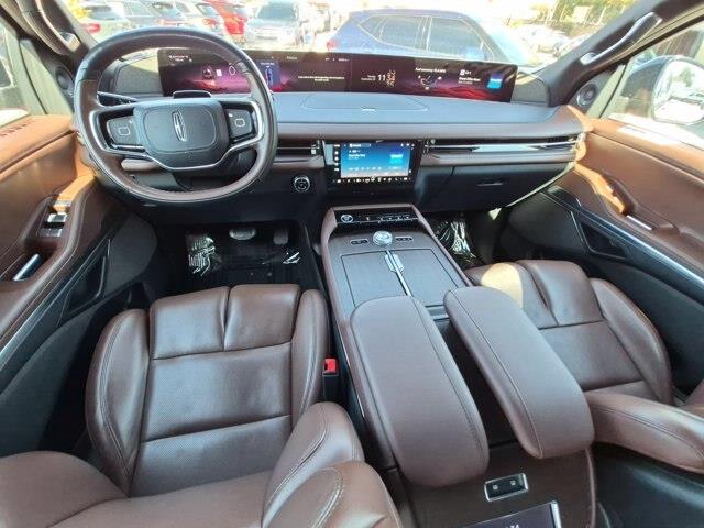 2025 Lincoln Navigator - $64,996