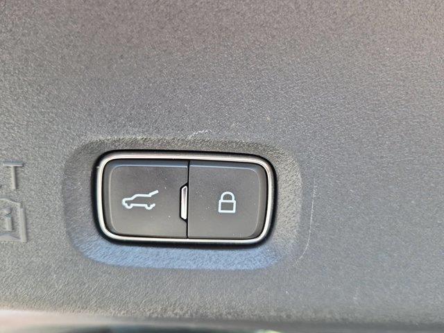 2025 Lincoln Navigator - $64,996