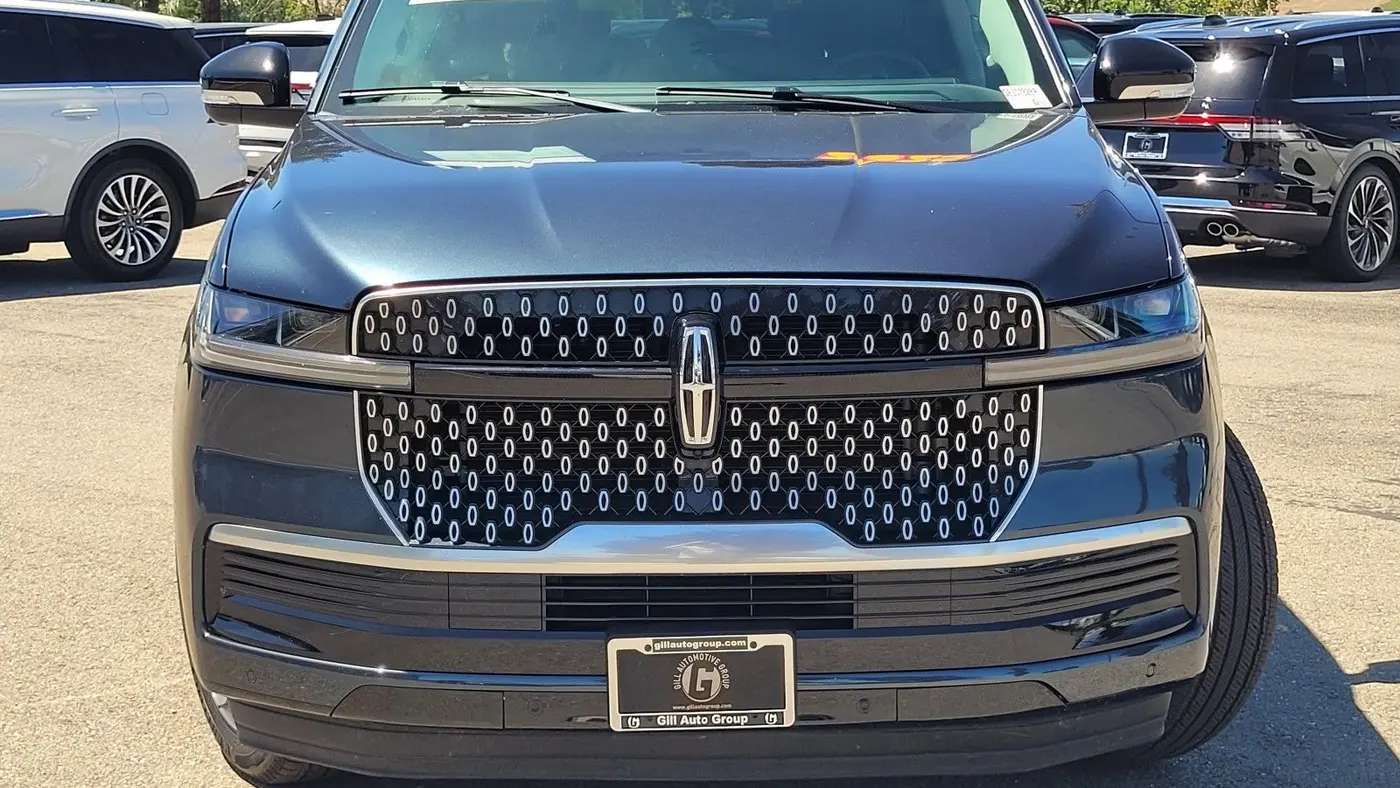2025 Lincoln Navigator Reserve